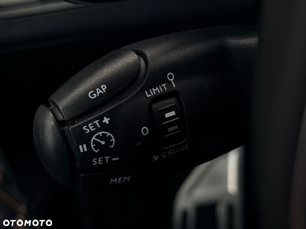 Peugeot 3008 BlueHDi 180 Stop & Start EAT8 GT - 22