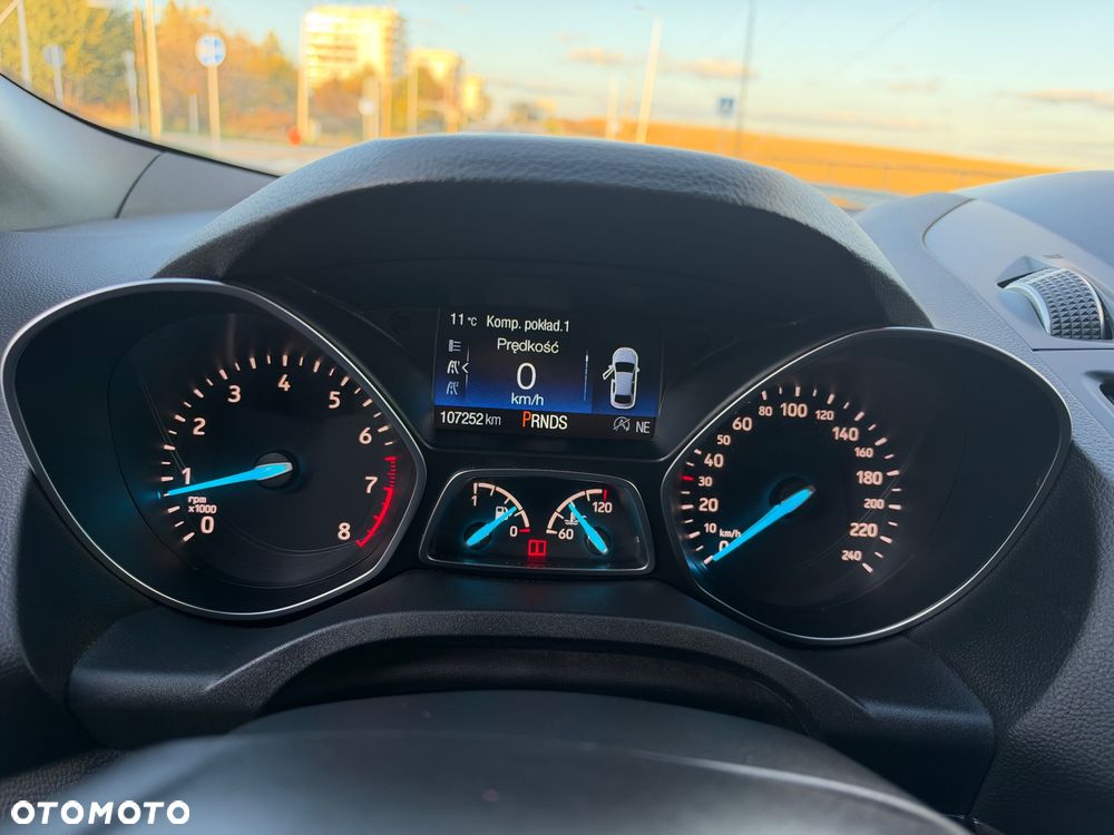 Ford Kuga - 19