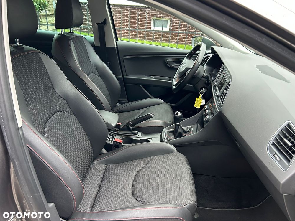 Seat Leon 2.0 TDI DPF Ecomotive FR - 11