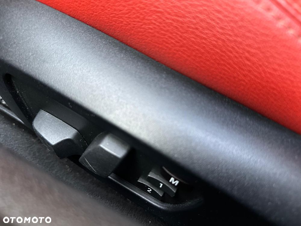 BMW Z4 sDrive28i - 9