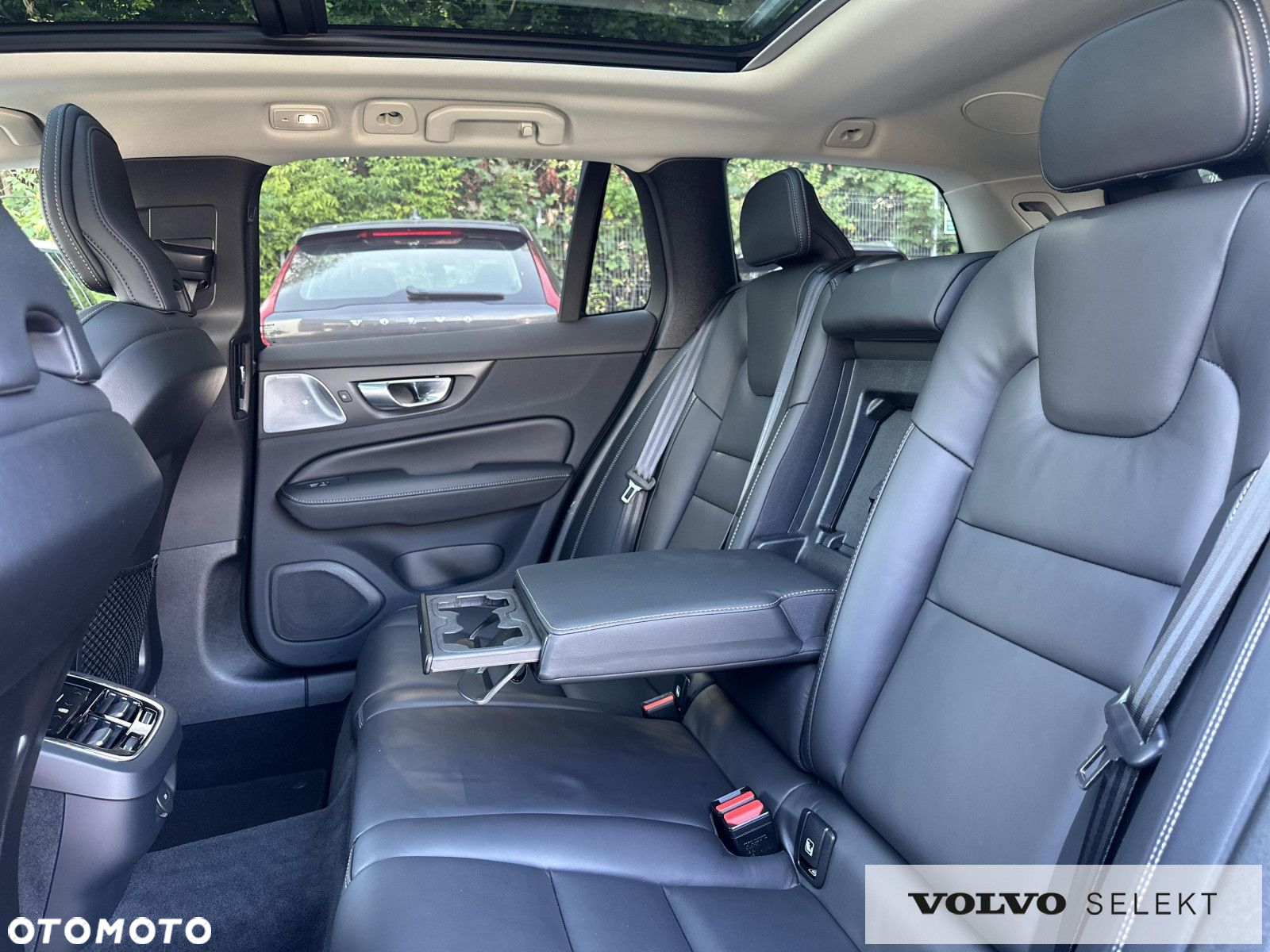 Volvo V60 Cross Country - 27