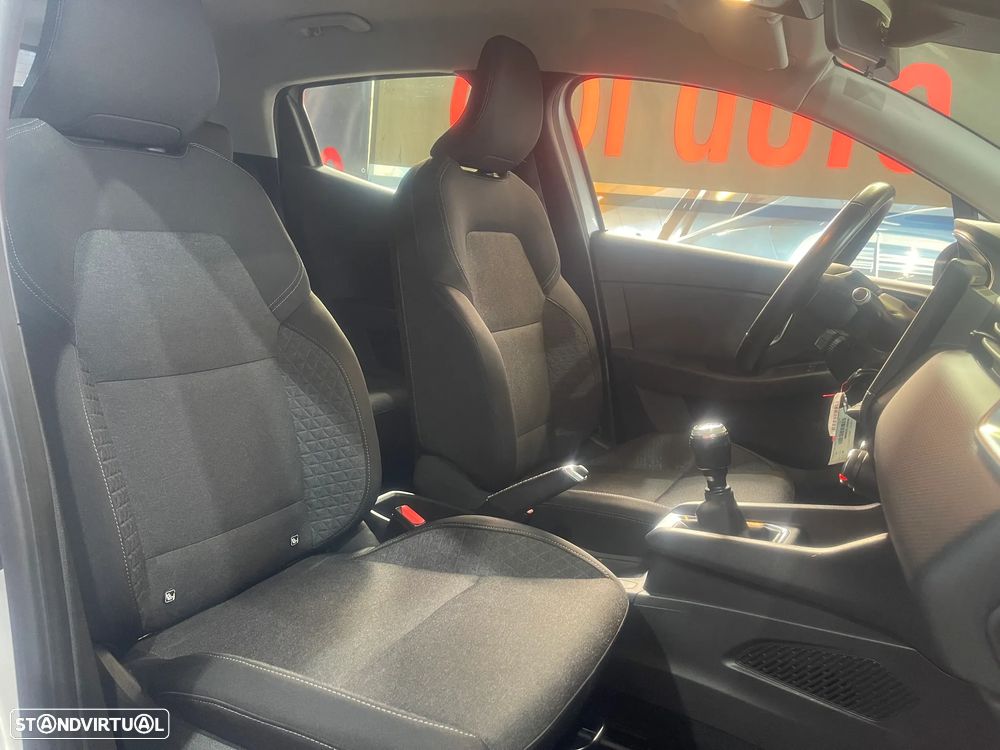 Renault Clio 1.0 TCe Intens - 34