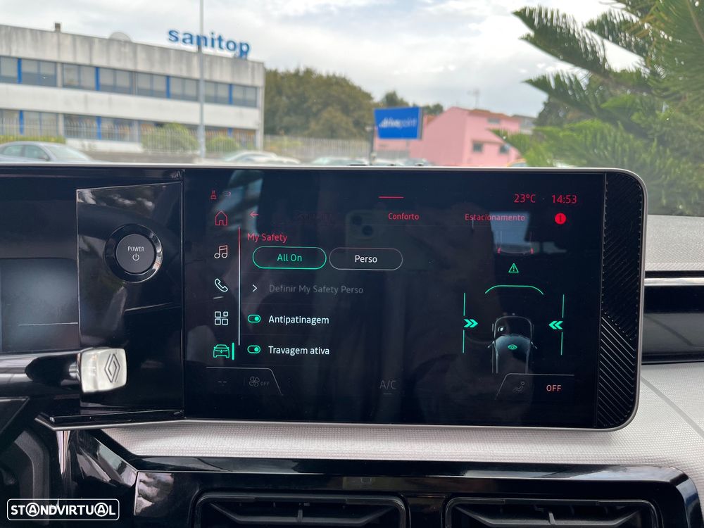 Renault 5 E-Tech 40 kWh Evolution Autonomia Urbana - 43