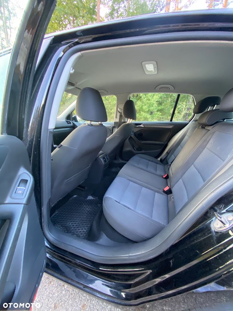 Volkswagen Golf VI 1.6 TDI Comfortline - 8