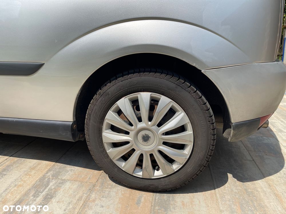 Ford Focus 1.6 Trend - 22