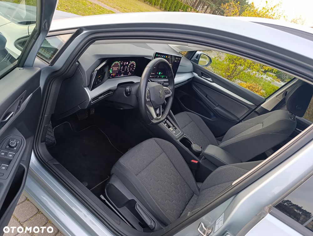 Volkswagen Golf 2.0 TDI SCR DSG Life - 39