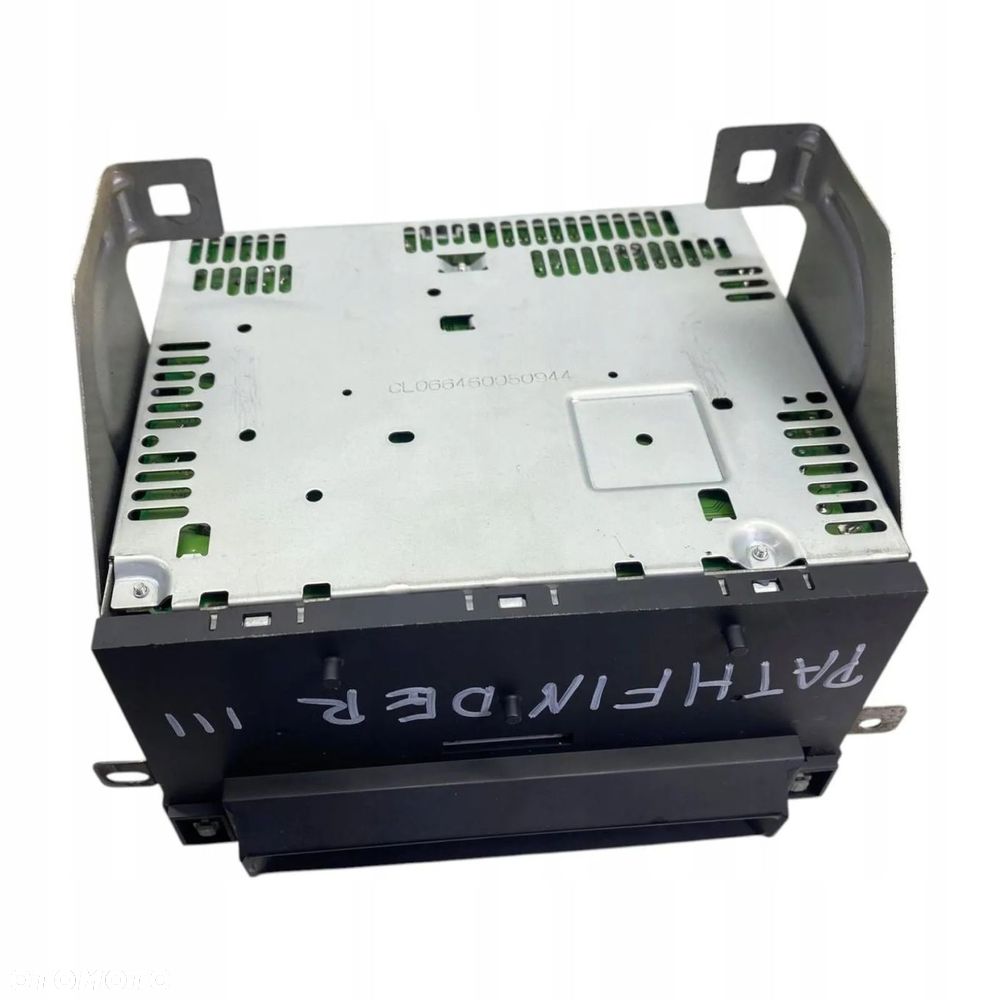 RADIO ZMIENIARKA CD NISSAN PATHFINDER R51 NAVARA D40 28185EB600 OE - 2