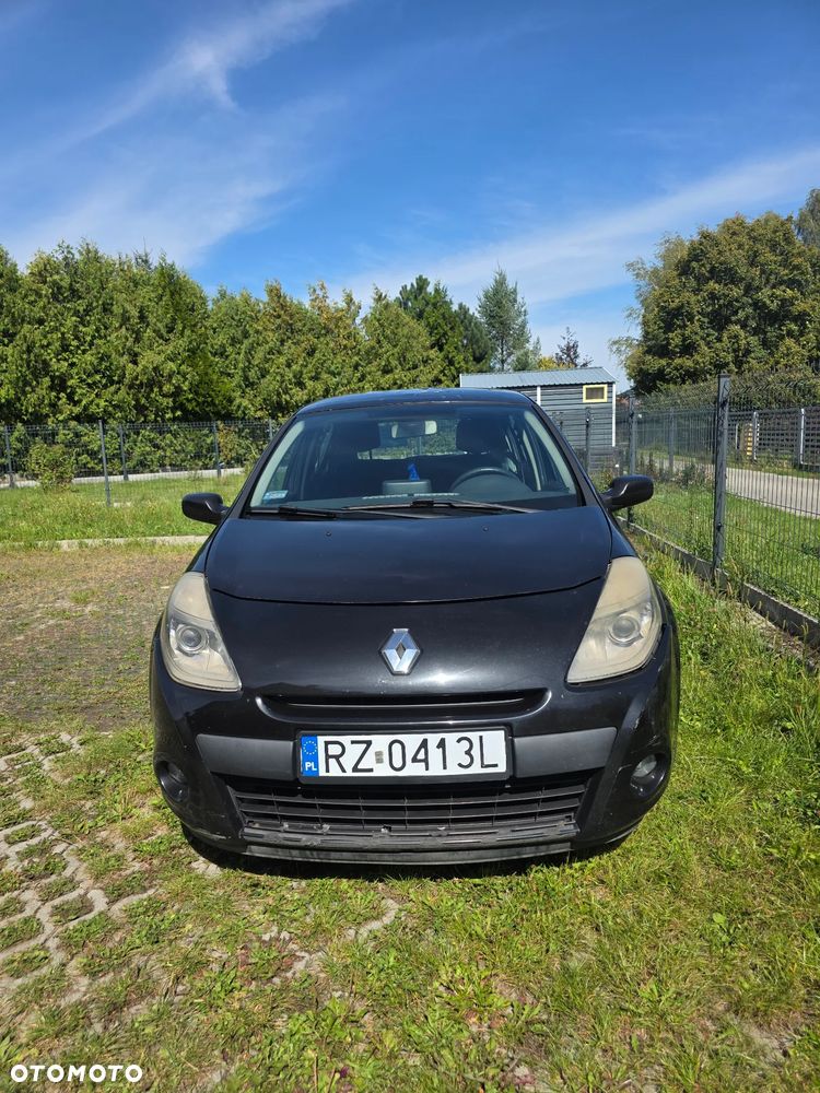 Renault Clio - 1