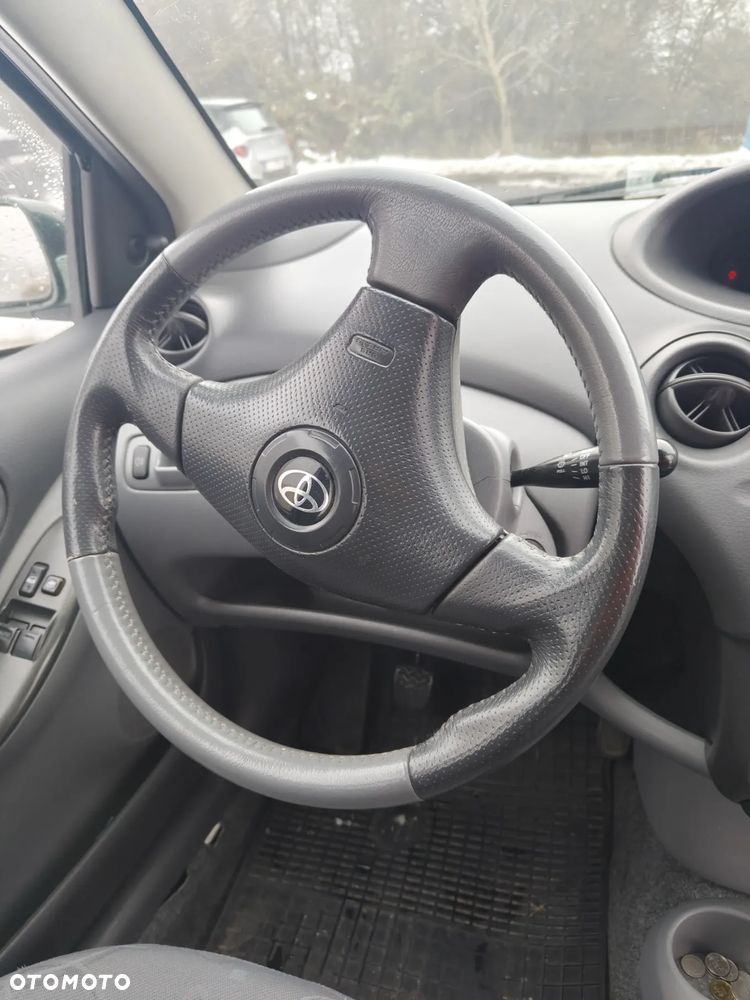 Toyota Yaris 1.0 Pak1 - 22