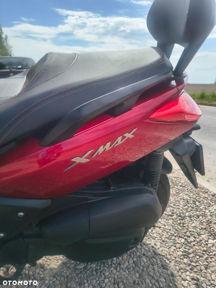 Yamaha X-max - 4