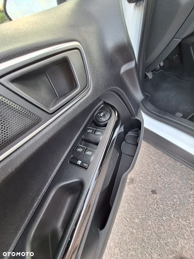 Ford B-MAX 1.0 EcoBoost Titanium ASS - 26