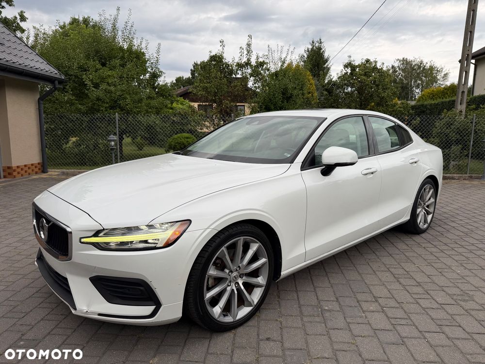 Volvo S60 T5 Momentum Pro - 25