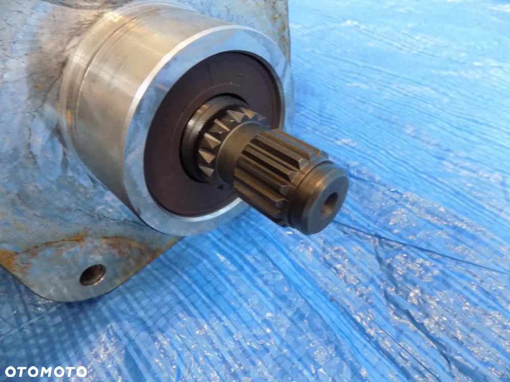 przekładnia kątowa 451298a1 case cpx420 620 cpx 610 625 cpx620 635 2555 - 4