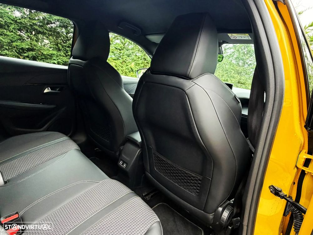 Peugeot e-208 GT Pack - 21