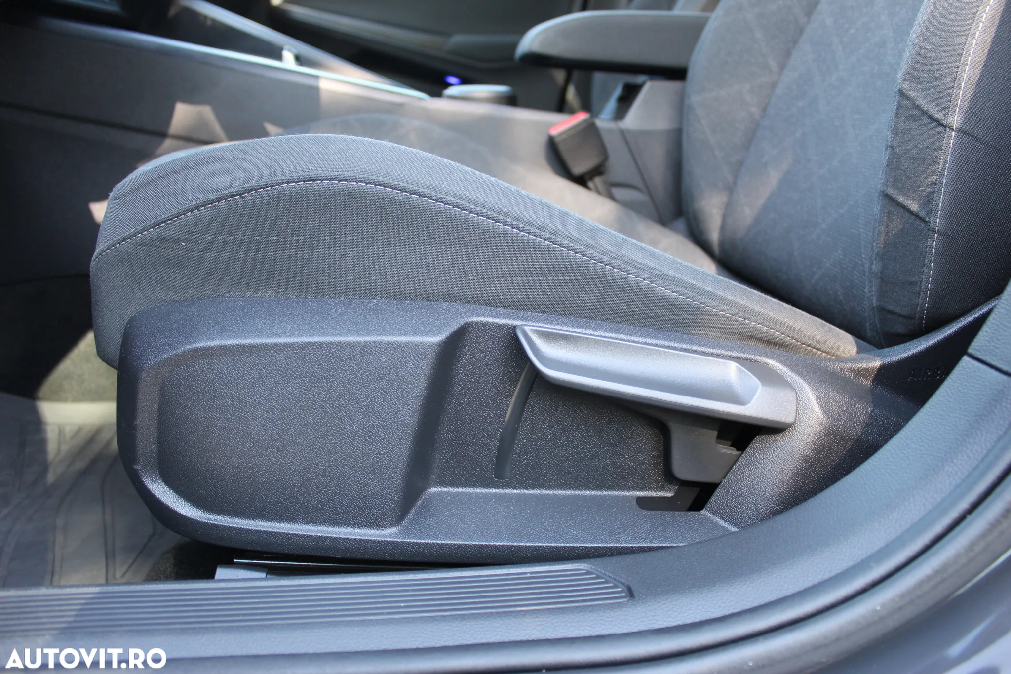 Volkswagen Golf - 16