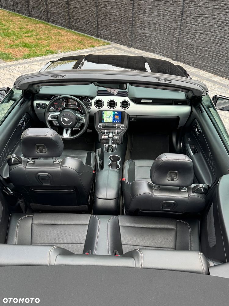 Ford Mustang Cabrio 2.3 Eco Boost - 12