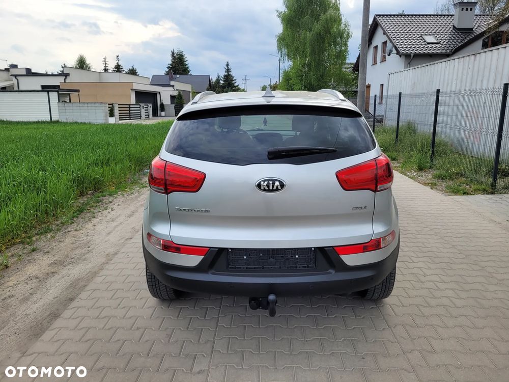 Kia Sportage 1.7 CRDI 2WD ISG Dream-Team Edition - 4
