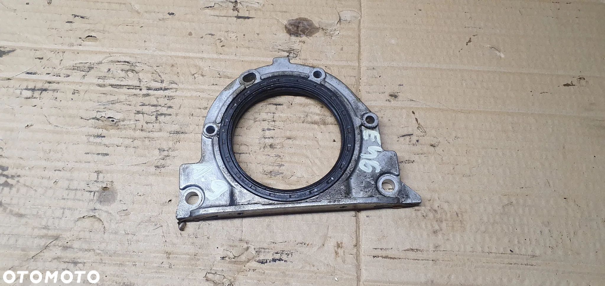 Obudowa uszczelniacz wału BMW 3 E46 1.9 2245265 - 1
