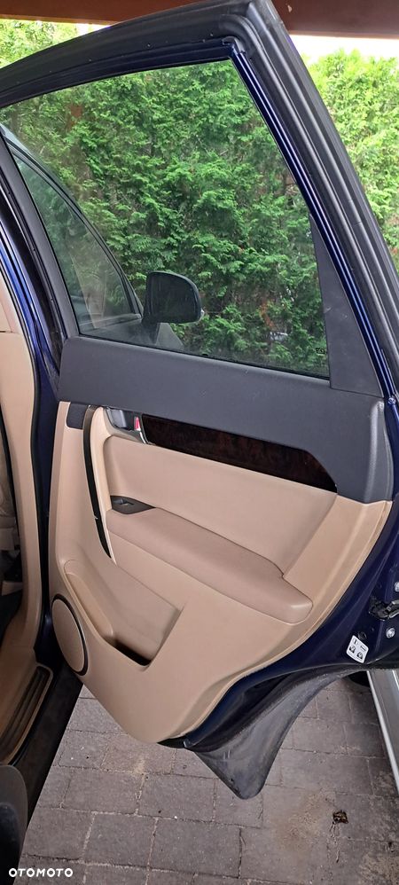 Chevrolet Captiva 3.2 Edition - 21