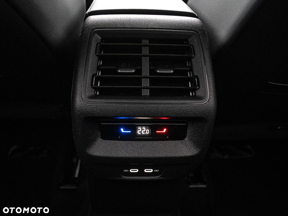 Volkswagen Tiguan - 35