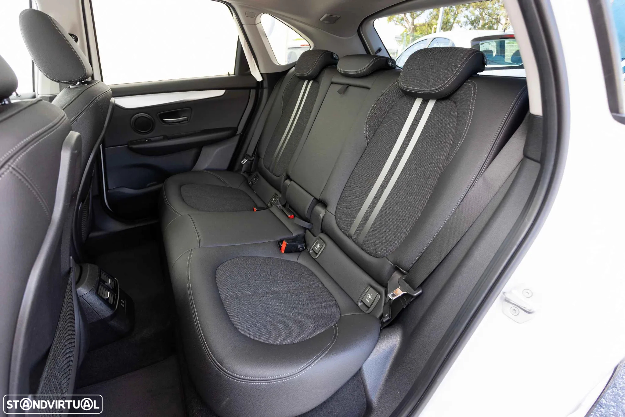 BMW 225xe Active Tourer Advantage - 27