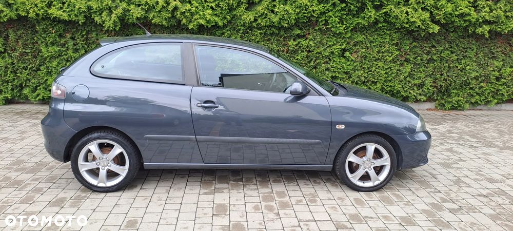 Seat Ibiza SC 1.4 16V Reference - 8