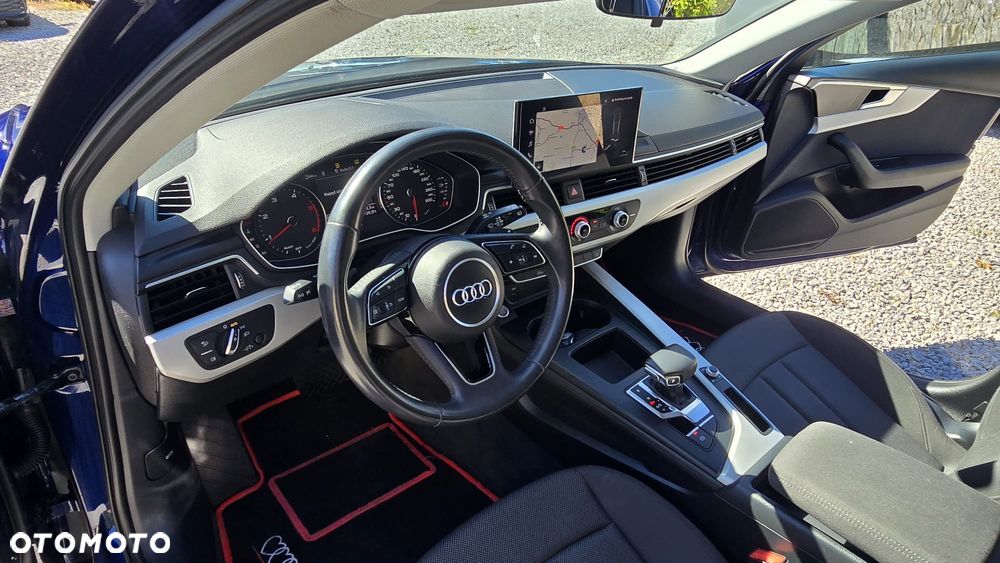 Audi A4 Avant 2.0 TDI Sport S tronic - 12