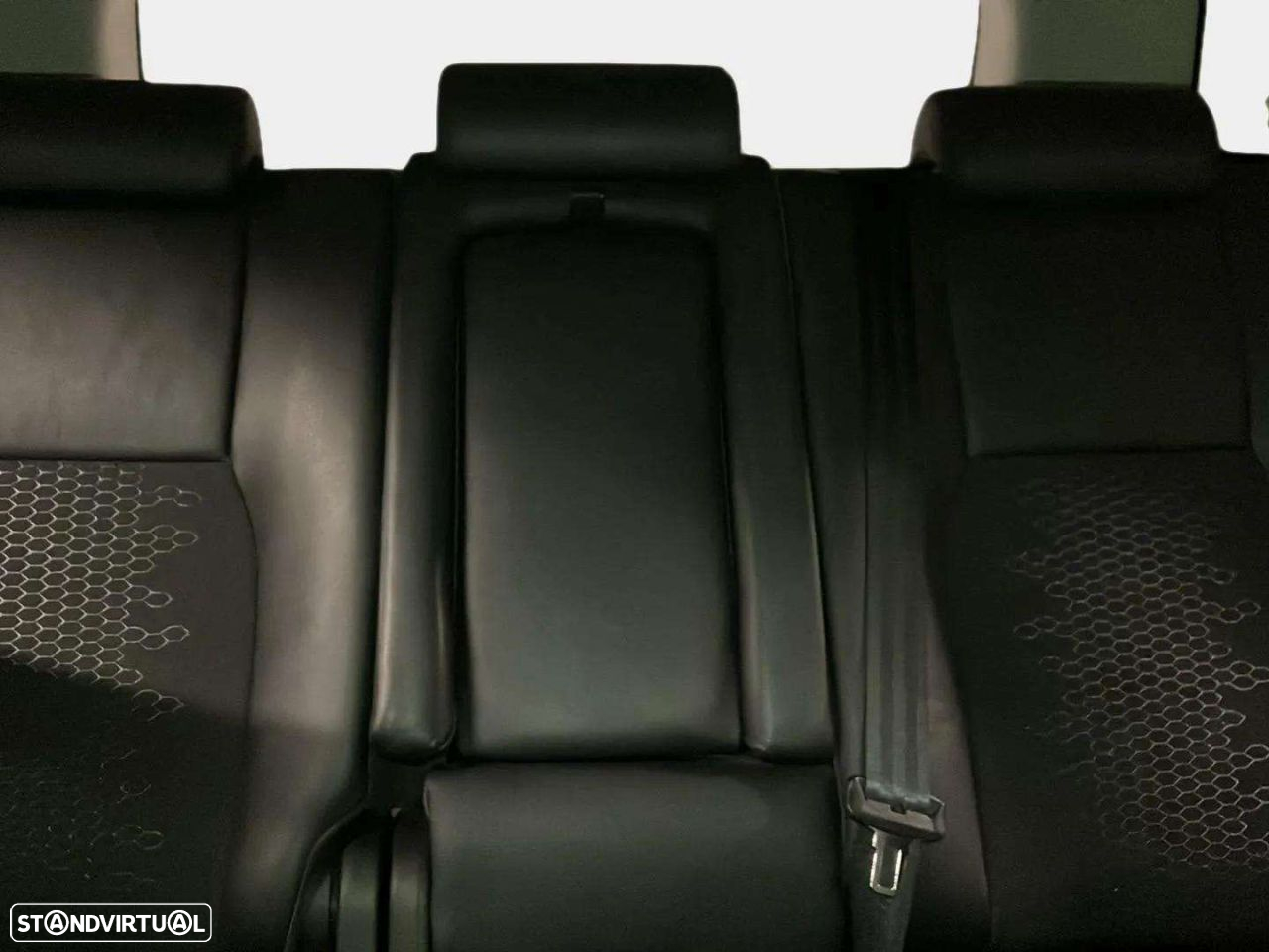 Land Rover Discovery Sport 2.0 TD4 SE - 16