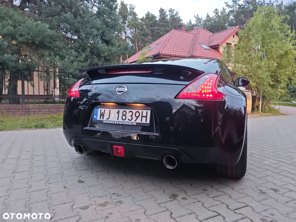 Nissan 370 Z - 13