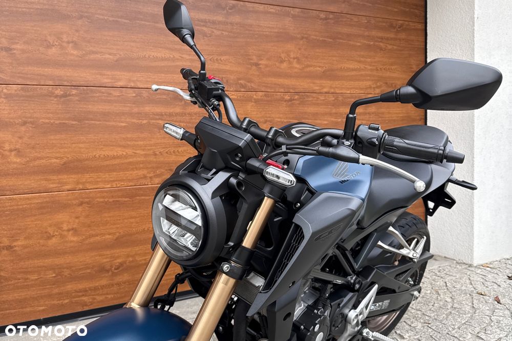 Honda CB - 25