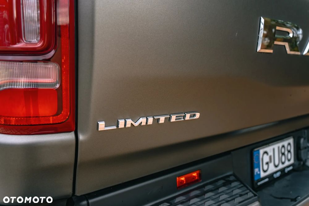RAM 1500 5.7 Crew Cab Limited - 11