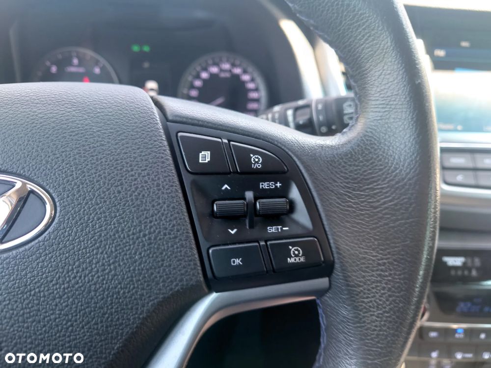 Hyundai Tucson 1.7 CRDI BlueDrive Style 2WD - 14