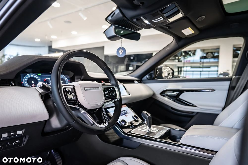 Land Rover Range Rover Evoque - 27