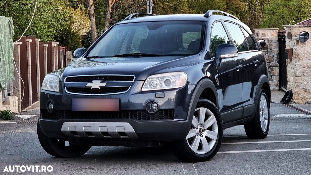 Chevrolet Captiva 2.0 4WD 7 Sitzer Automatik LT Exclusive - 1