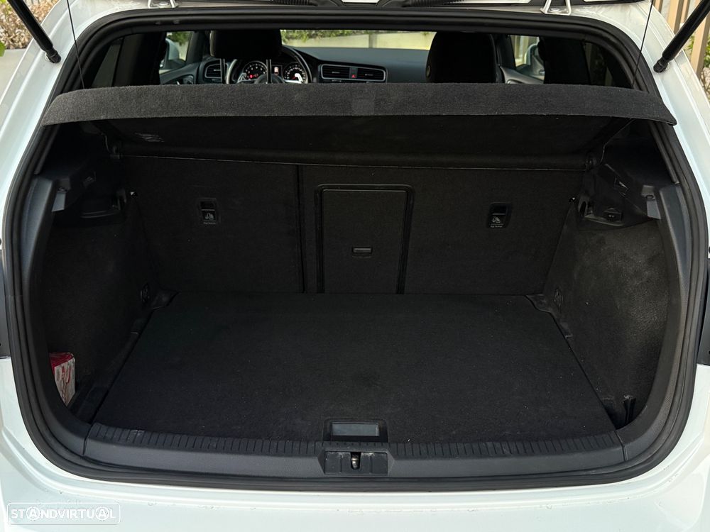 VW Golf GTI Performance BlueMotion DSG - 27