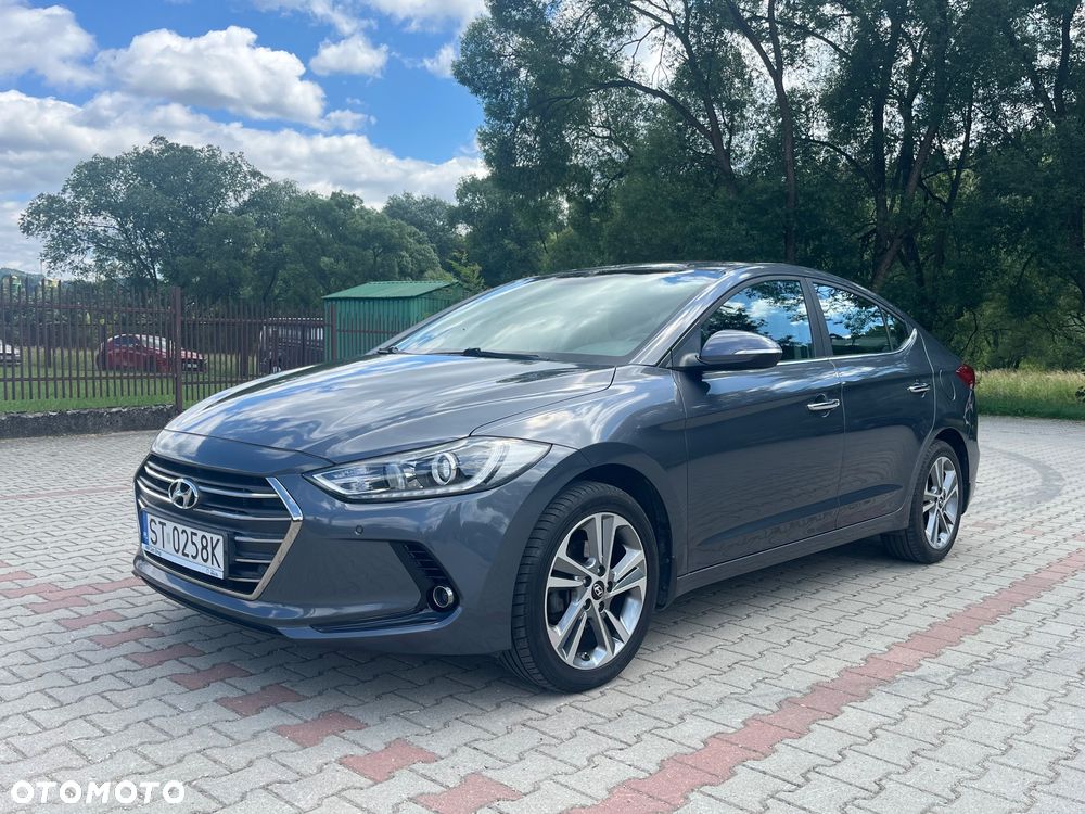 Hyundai Elantra 1.6 Style - 13