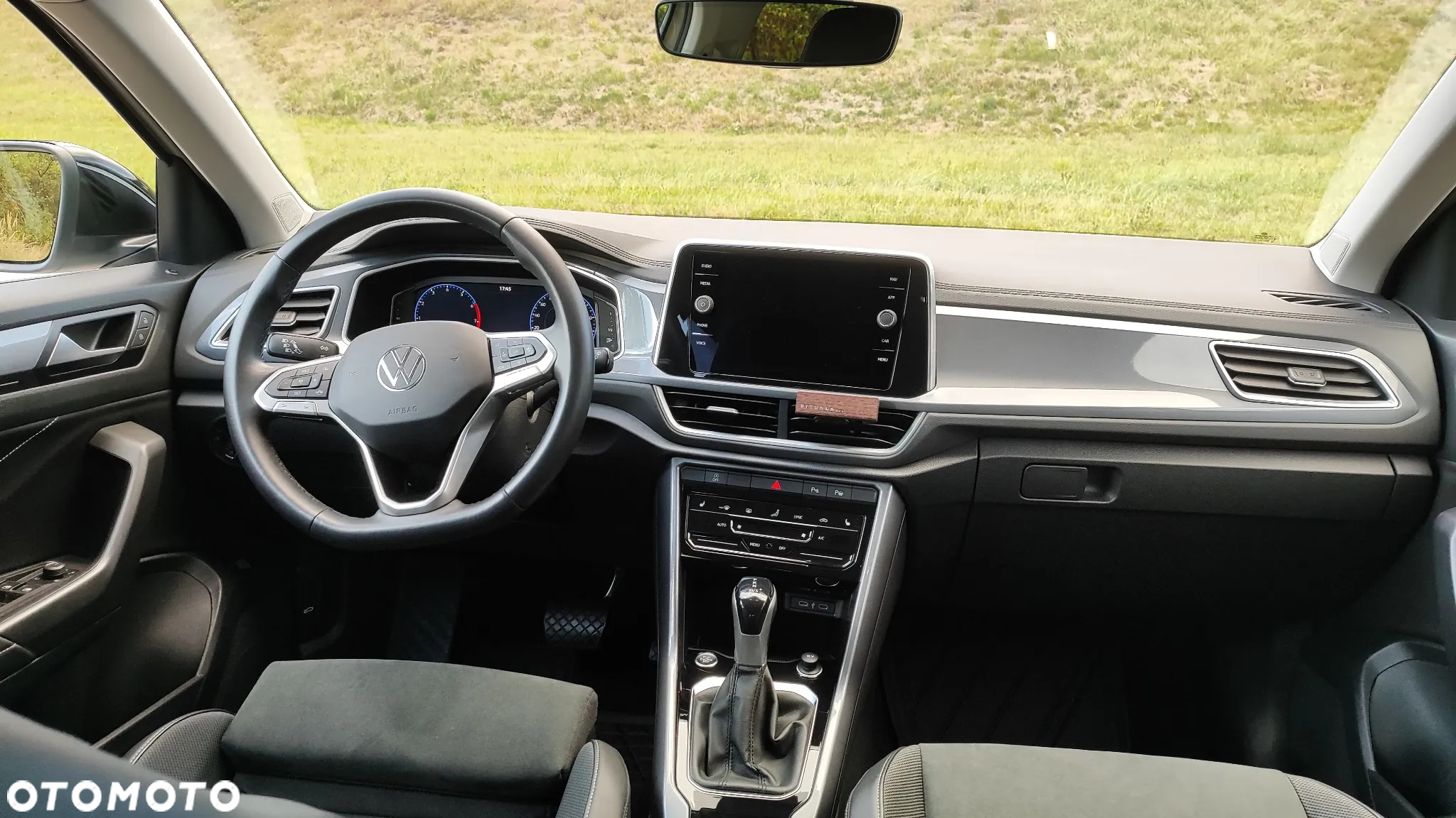 Volkswagen T-Roc 1.5 TSI Style DSG - 11