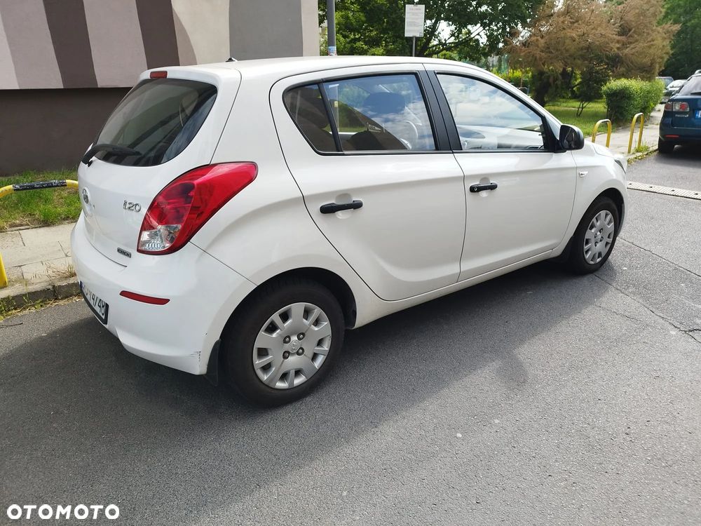Hyundai i20 1.1 CRDi Classic + - 5