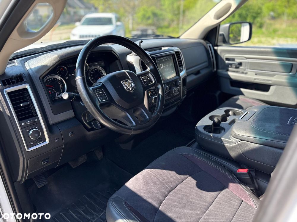 RAM 1500 - 24