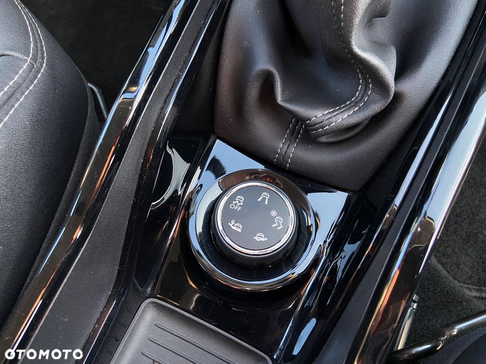 Peugeot 2008 PureTech 110 Stop&Start Allure - 28