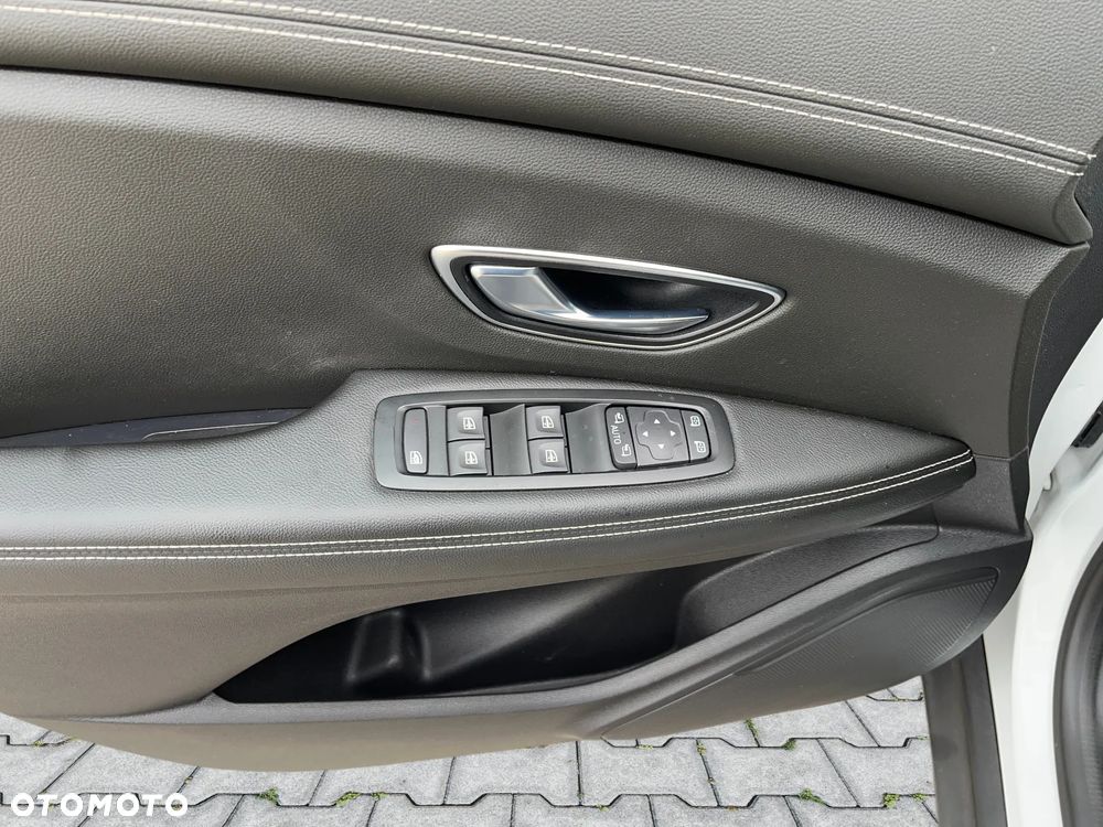 Renault Scenic ENERGY TCe 130 INTENS - 10