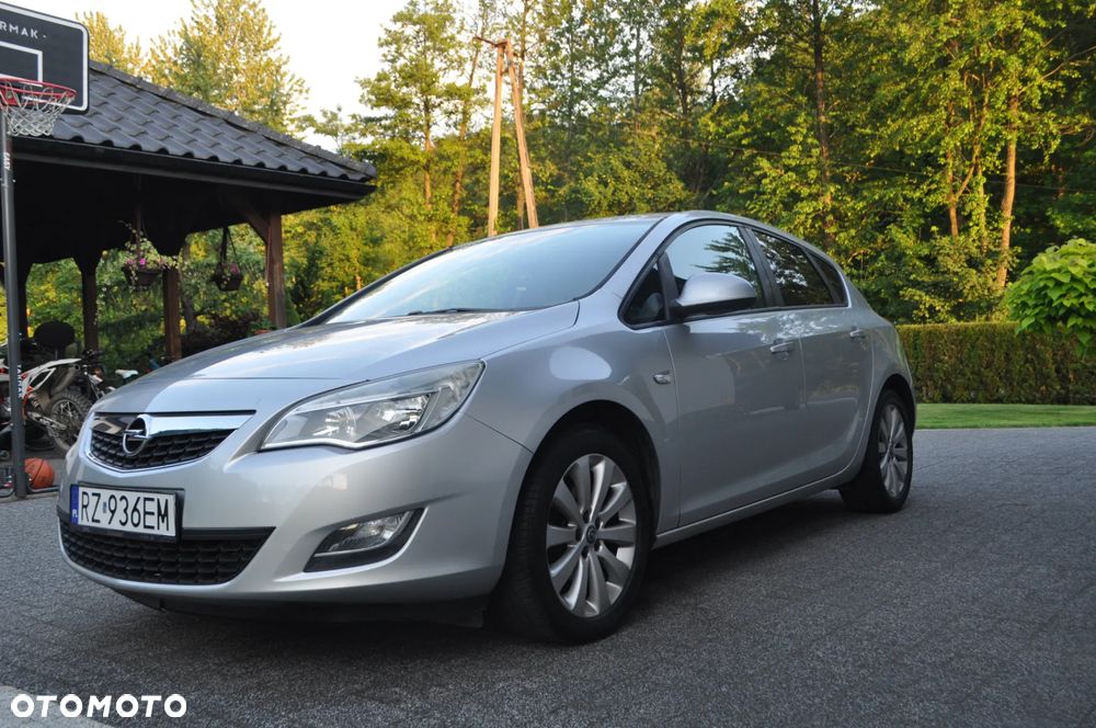 Opel Astra 1.6 Cosmo - 10