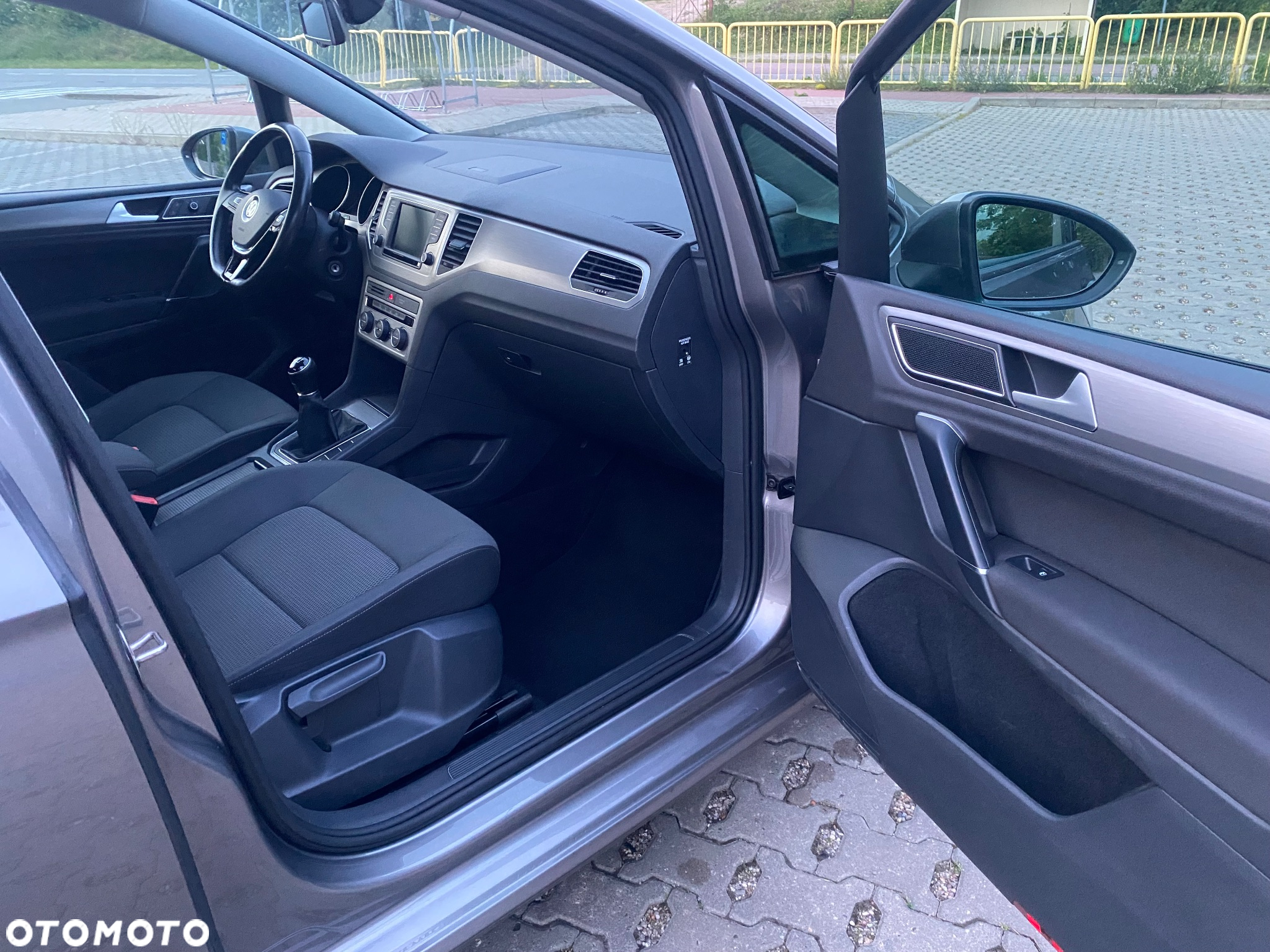 Volkswagen Golf Sportsvan VII SV 1.6 TDI BMT Highline - 28