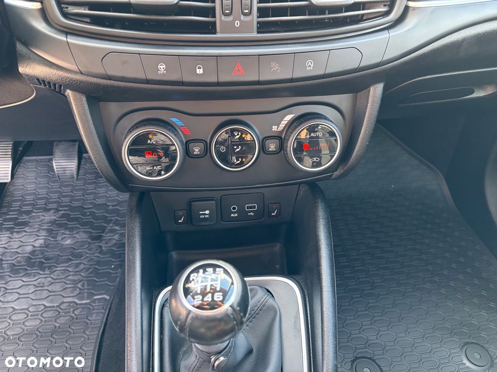 Fiat Tipo 1.4 T-Jet Lounge - 22