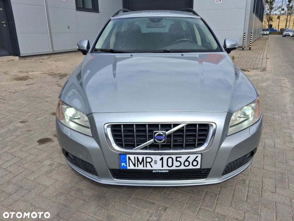 Volvo V70 - 2