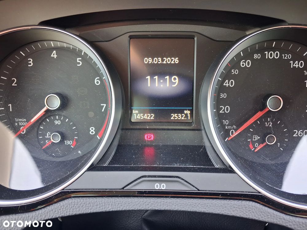 Volkswagen Passat - 7