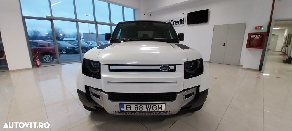 Land Rover Defender - 8