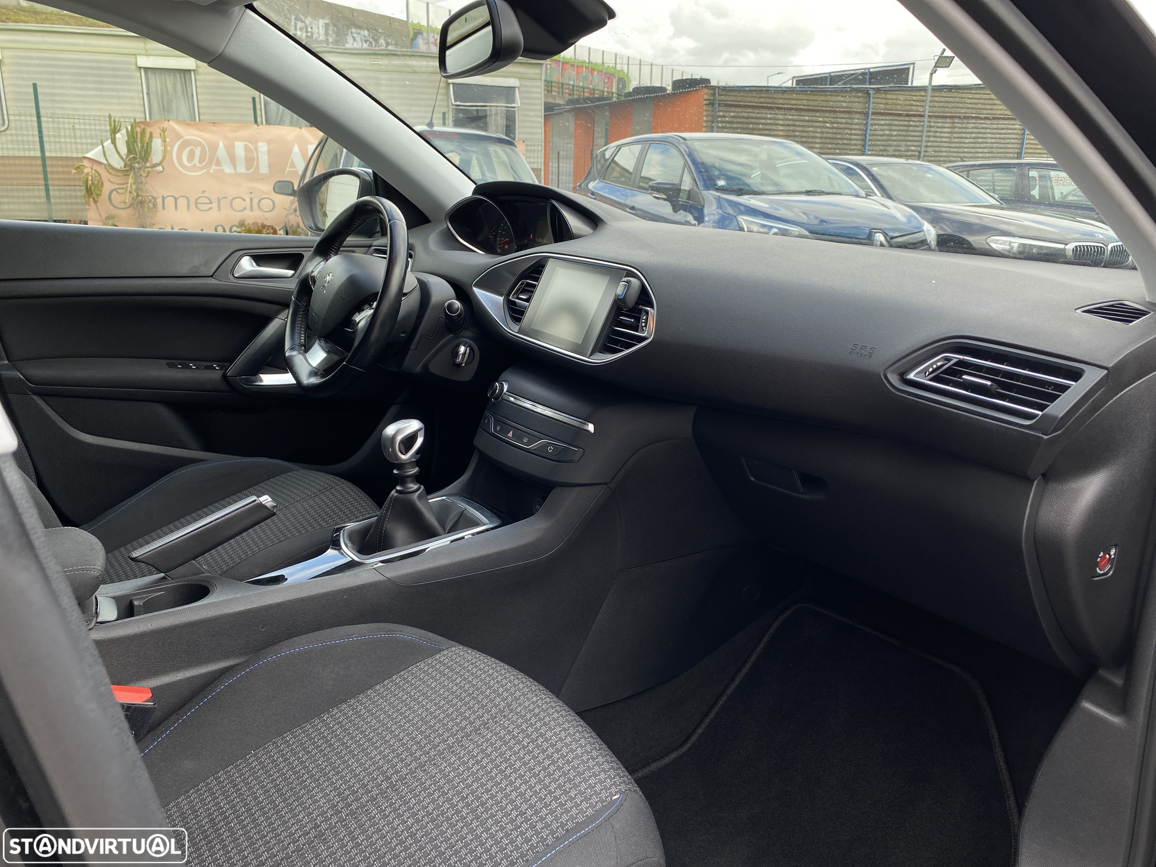 Peugeot 308 SW 1.5 BlueHDi Style - 21
