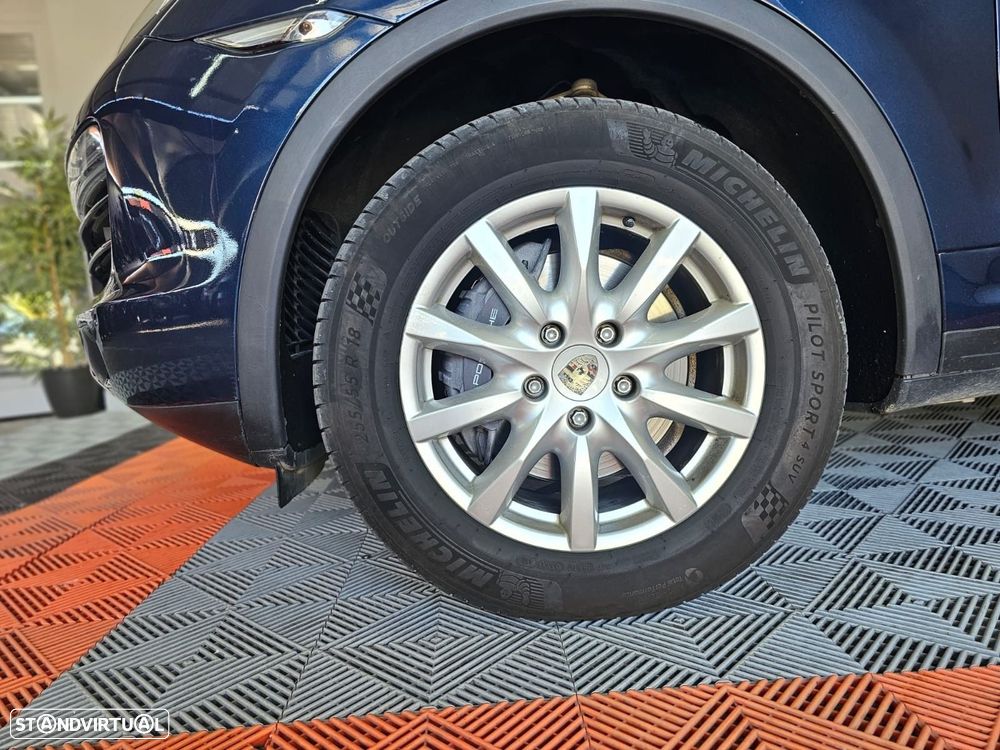 Porsche Cayenne Tiptronic - 10