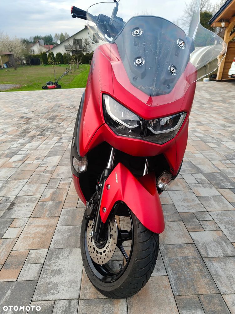 Yamaha NMAX - 9